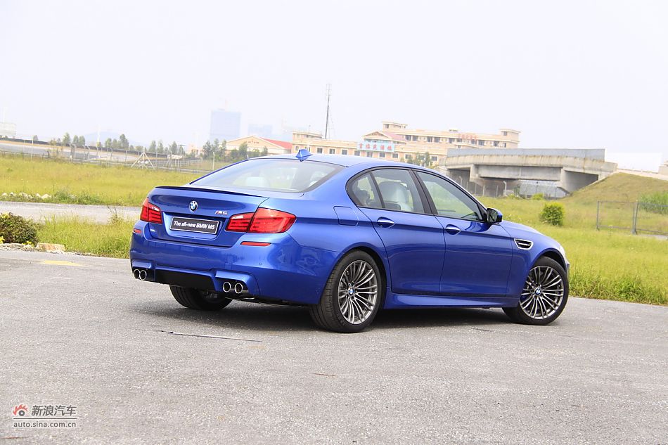 2012款宝马M5