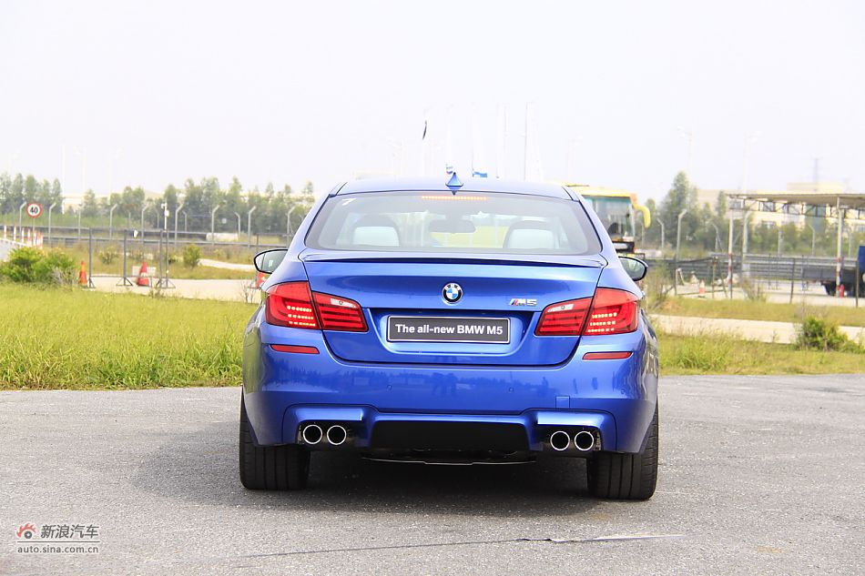 2012款宝马M5