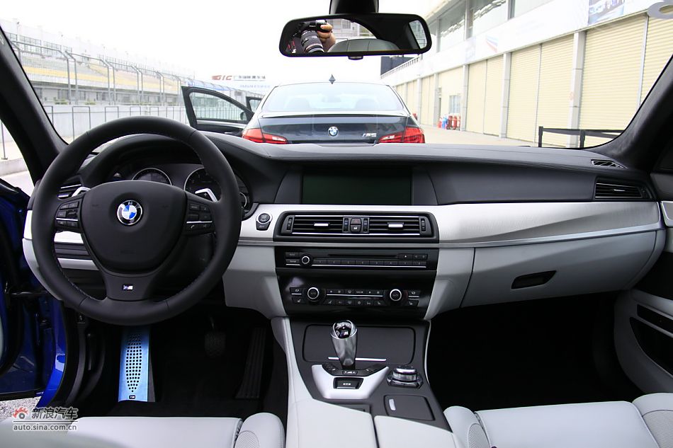 2012款宝马M5