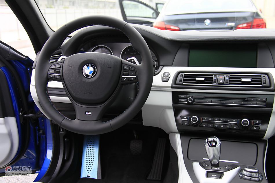 2012款宝马M5