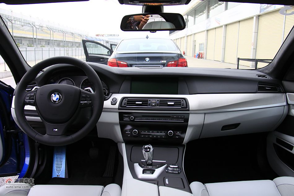 2012款宝马M5