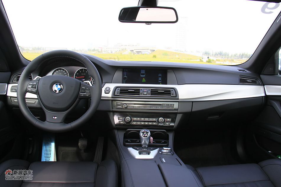 2012款宝马M5