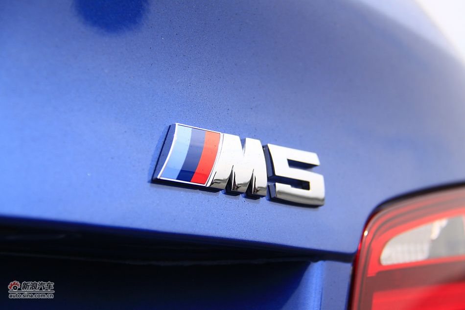 2012款宝马M5