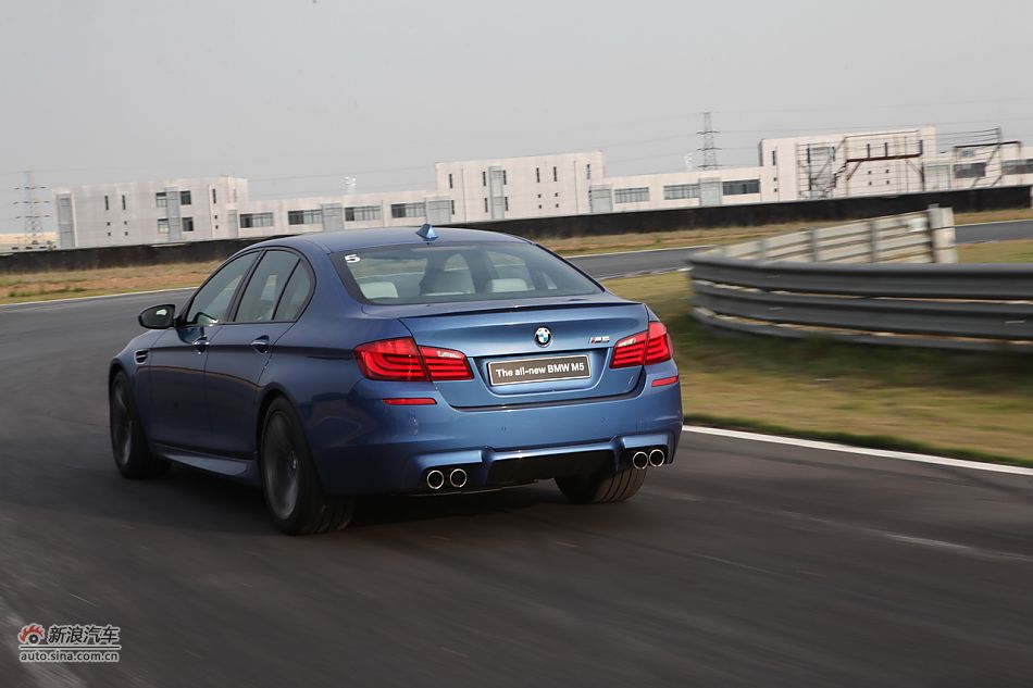 2012款宝马M5