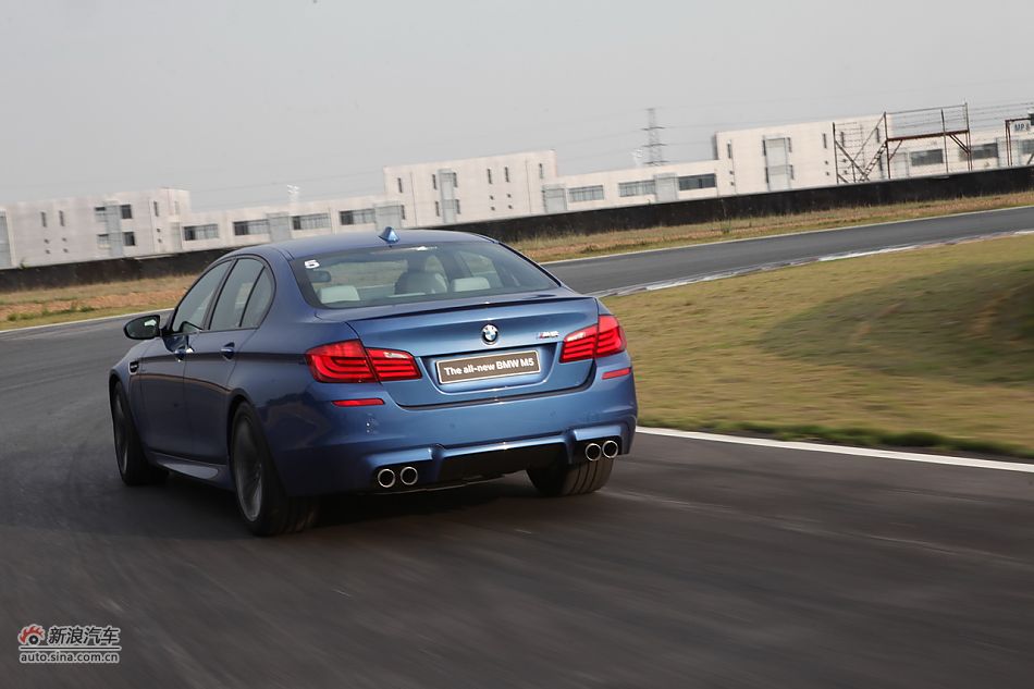 2012款宝马M5