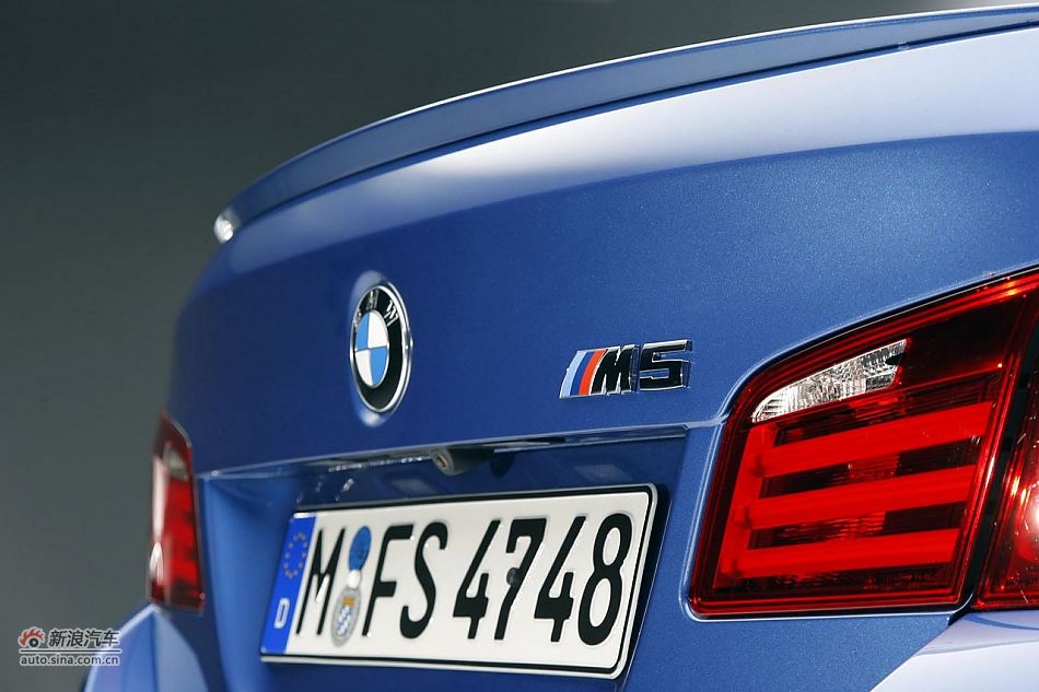 2012款宝马M5官图
