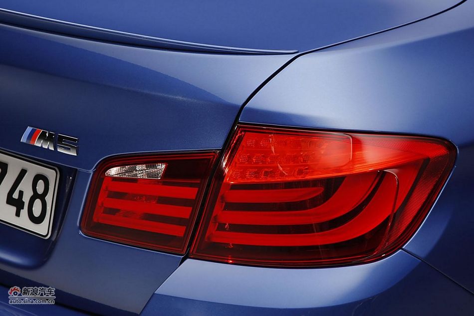 2012款宝马M5官图