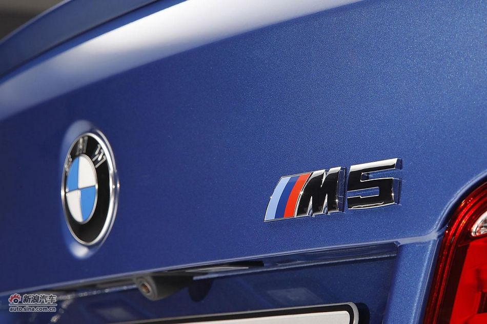 2012款宝马M5官图