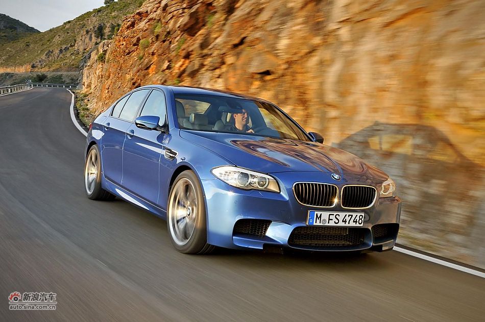 2012款宝马M5官图