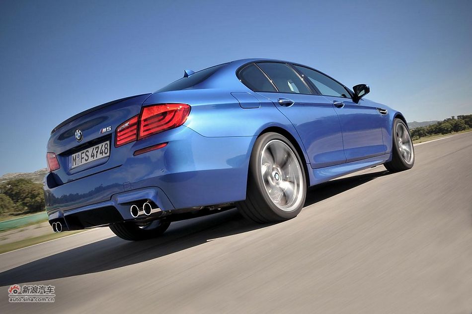 2012款宝马M5官图