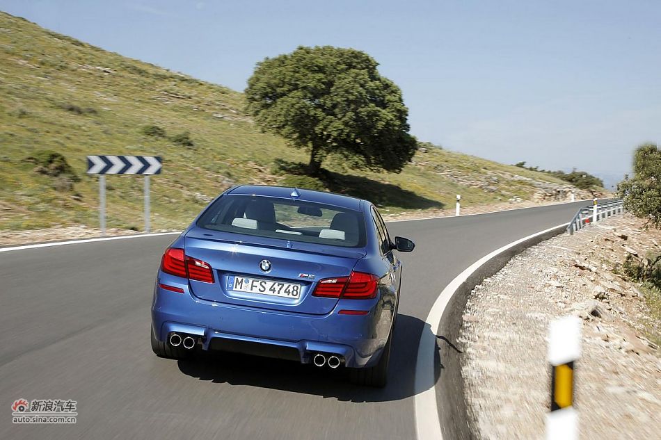 2012款宝马M5官图