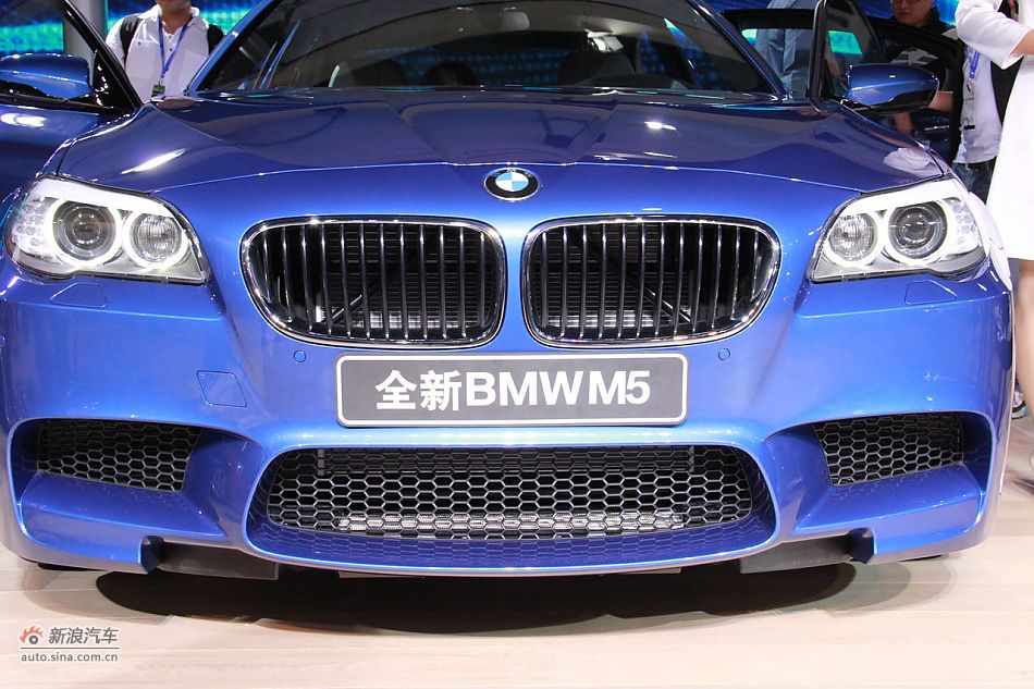 全新宝马M5