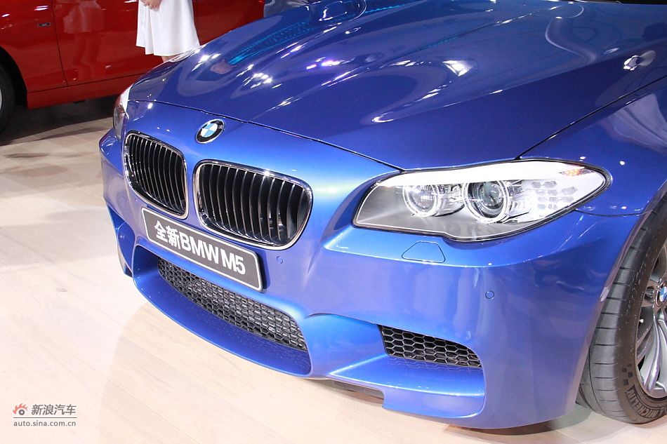 全新宝马M5