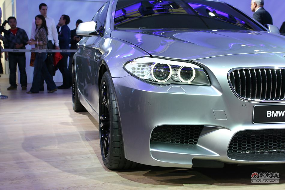 2012款宝马M5概念车