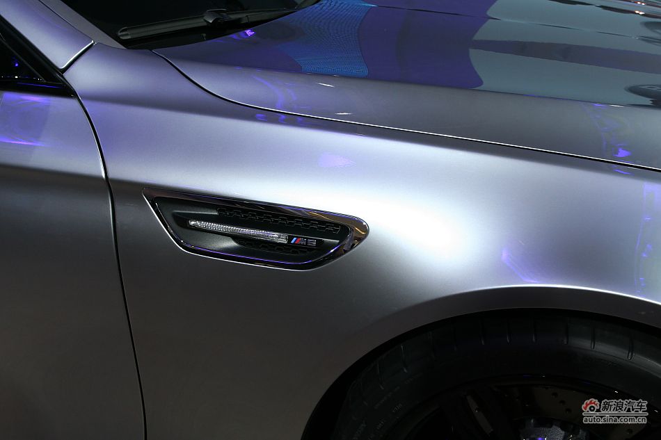 2012款宝马M5概念车