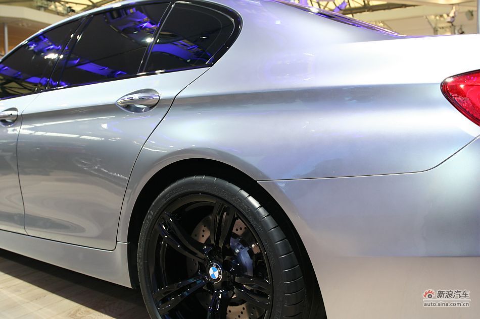 2012款宝马M5概念车