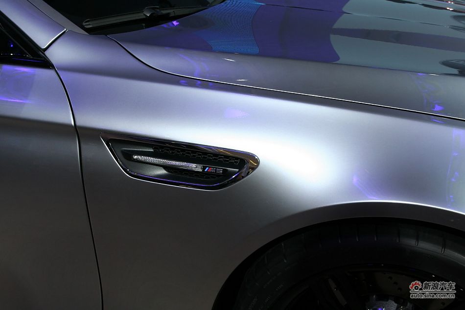 2012款宝马M5概念车