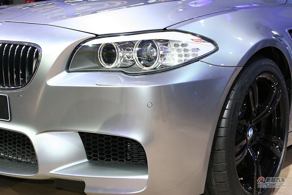 2012款宝马M5概念车