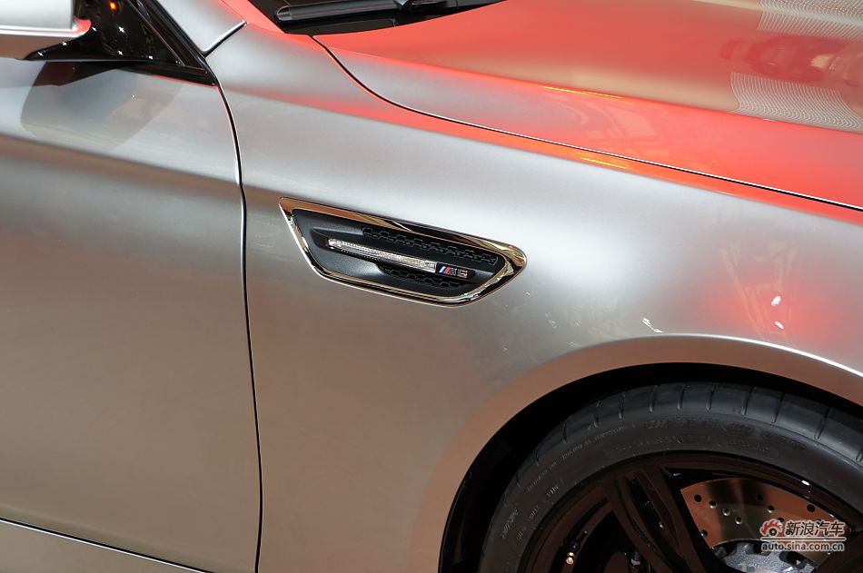 2012款宝马M5概念车