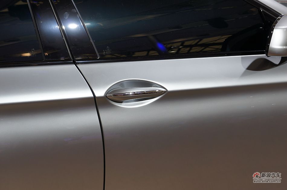 2012款宝马M5概念车