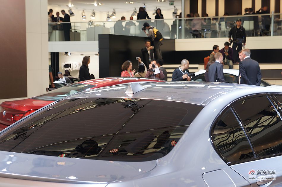 2012款宝马M5概念车