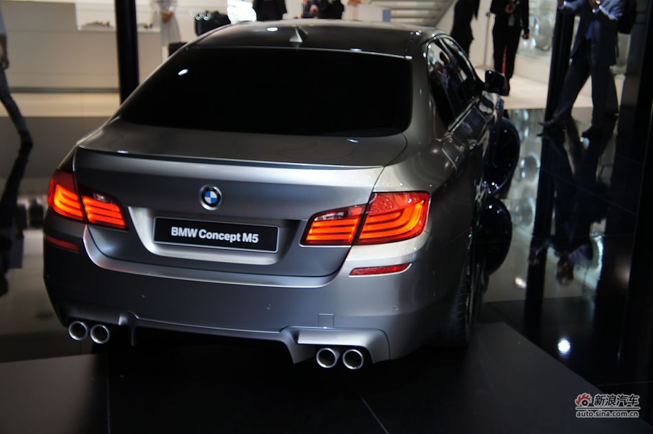 2012款宝马M5概念车