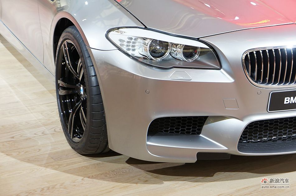 2012款宝马M5概念车