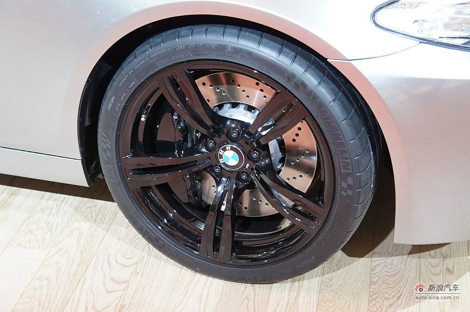 2012款宝马M5概念车