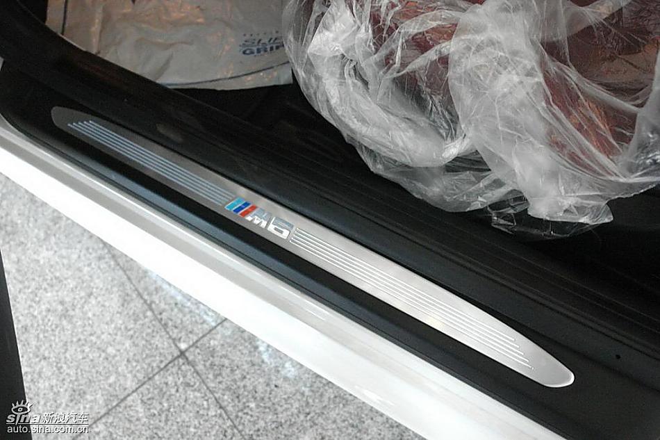 软顶宝马M6实拍组图