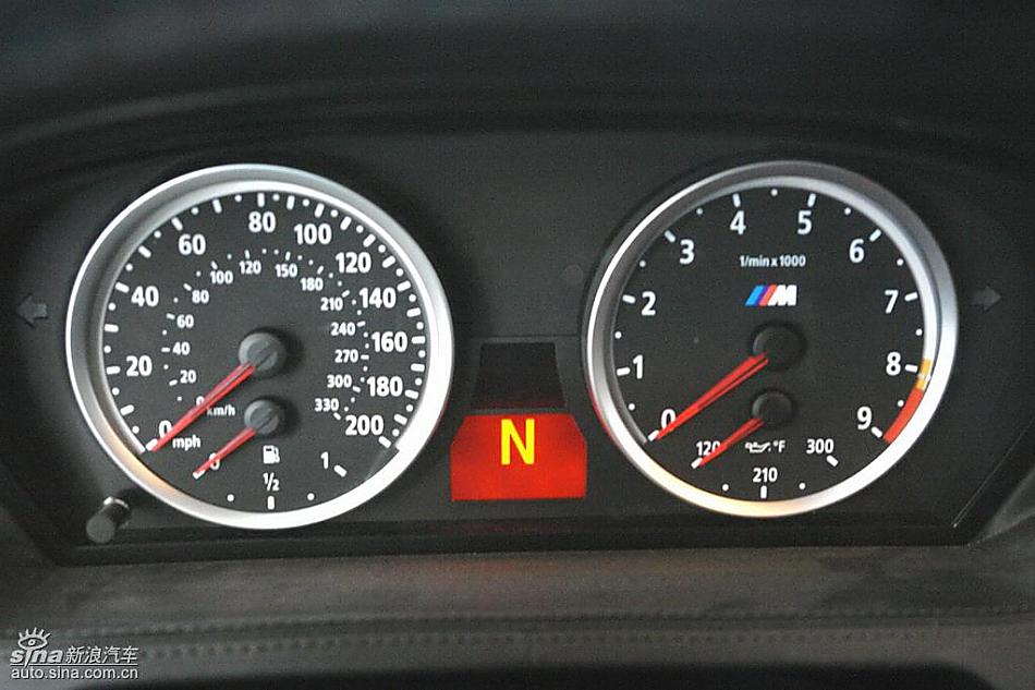 软顶宝马M6实拍组图