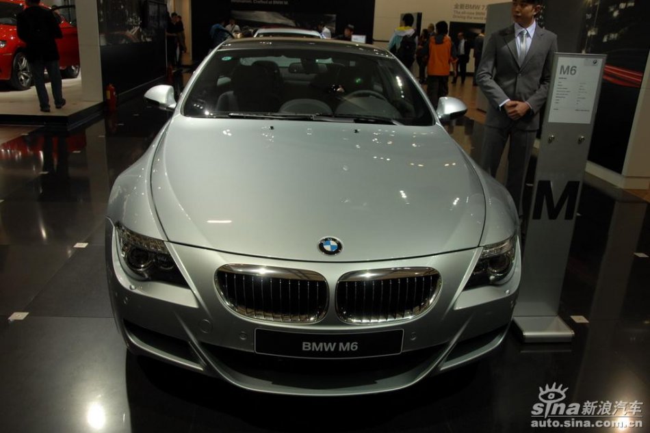 宝马M6