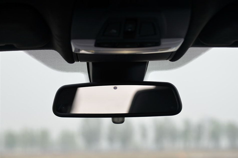 2015款 X5 M 座椅空间