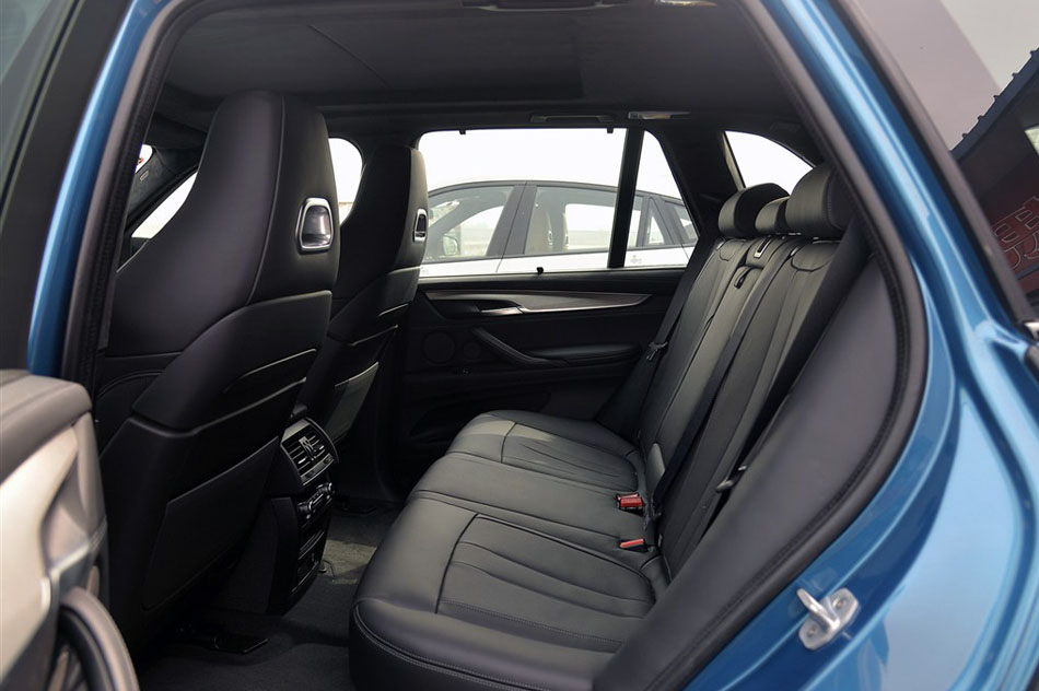 2015款 X5 M 座椅空间