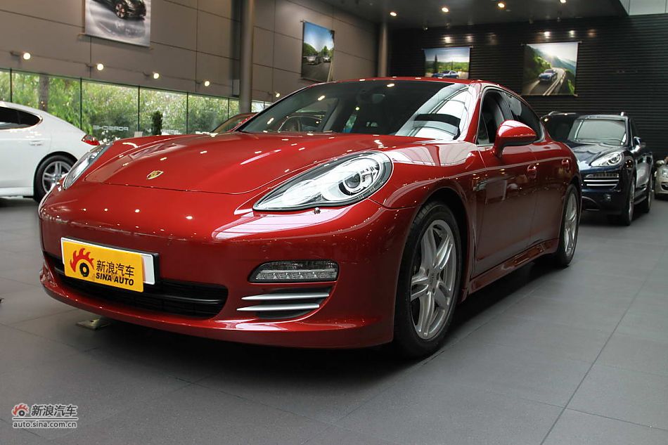 2010款保时捷Panamera 4