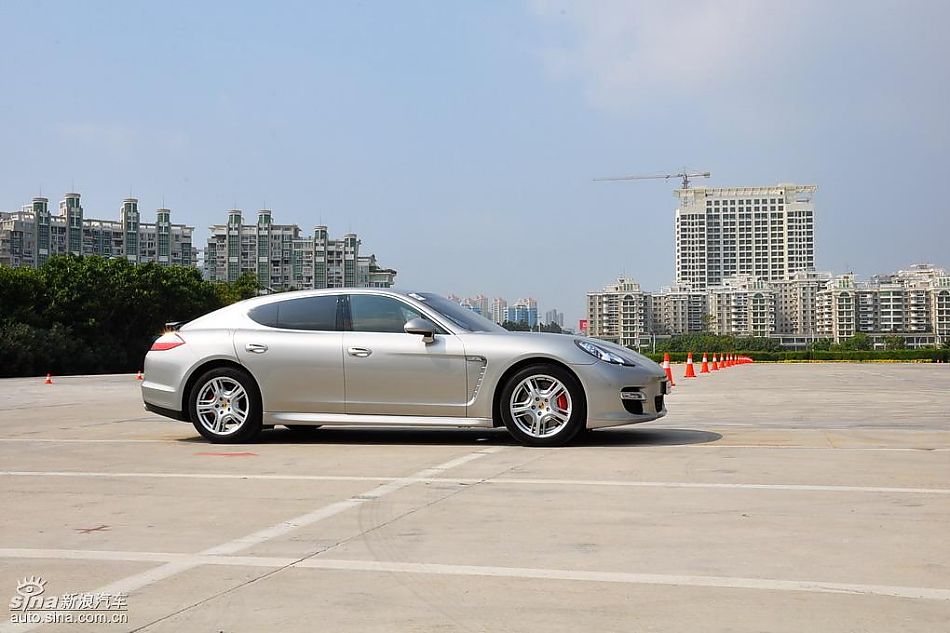 保时捷Panamera试车实拍图-外观