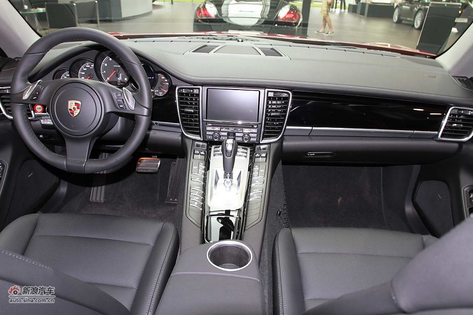 2010款保时捷Panamera 4