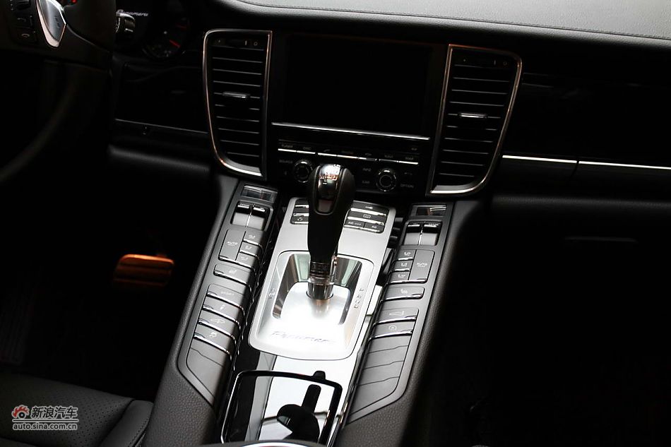 2010款保时捷Panamera 4