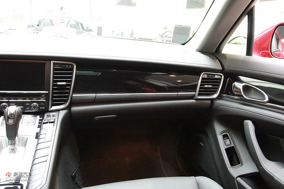 2010款保时捷Panamera 4