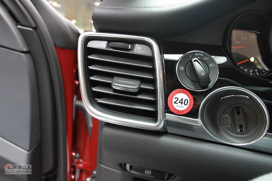 2010款保时捷Panamera 4