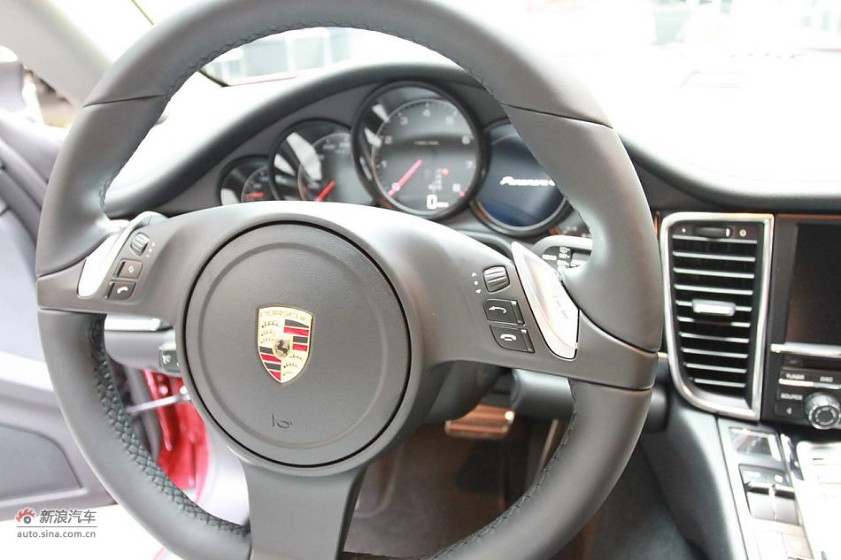 2010款保时捷Panamera 4