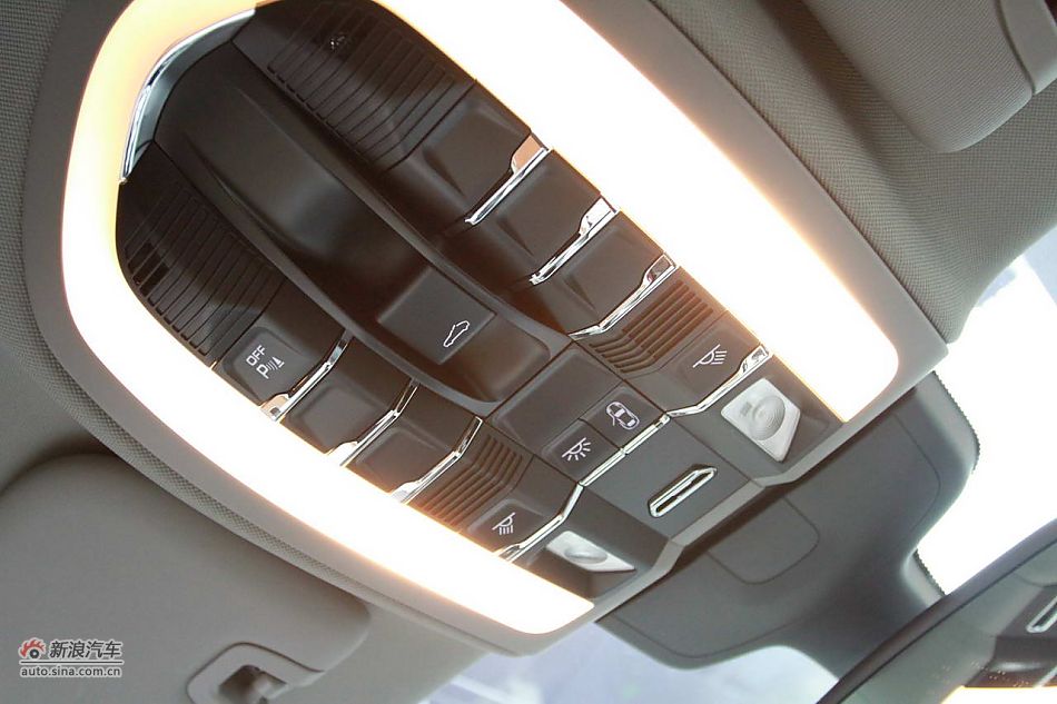 2010款保时捷Panamera 4