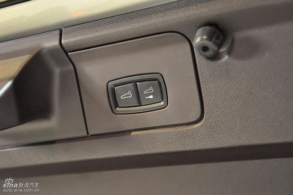 保时捷Panamera试车实拍-内饰图