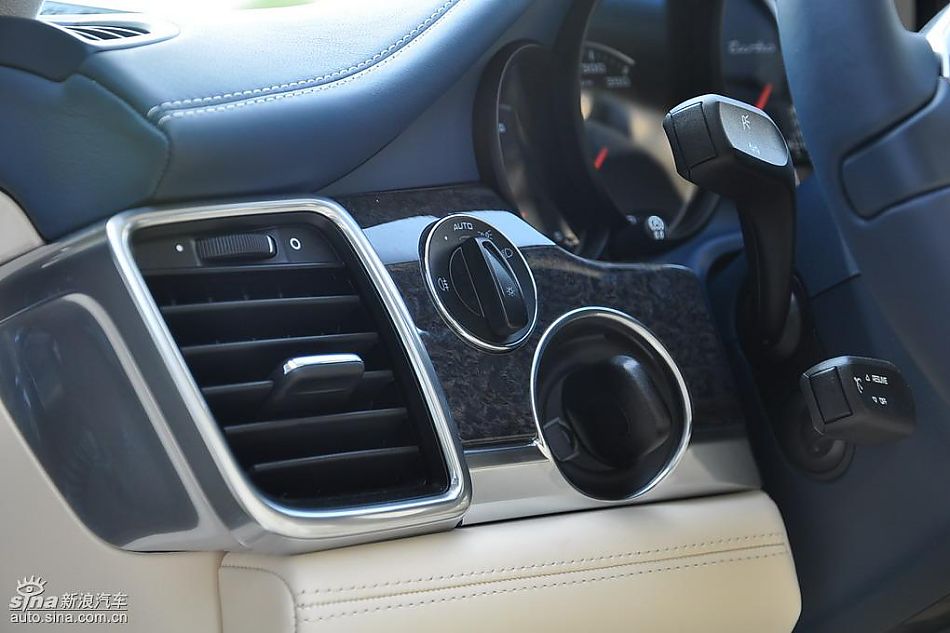 保时捷Panamera试车实拍-内饰图