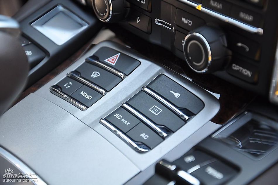 保时捷Panamera试车实拍-内饰图