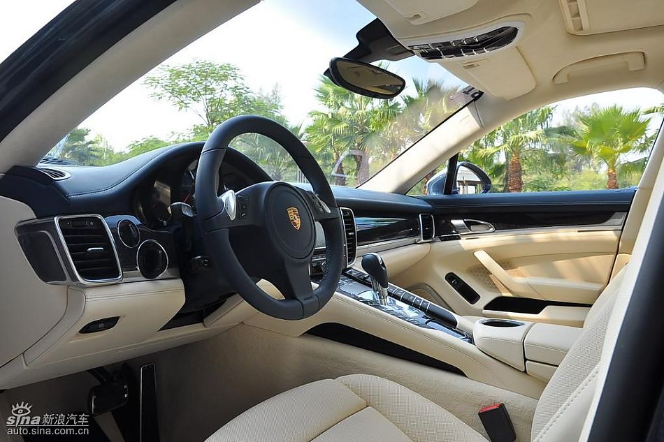 保时捷Panamera试车实拍-内饰图