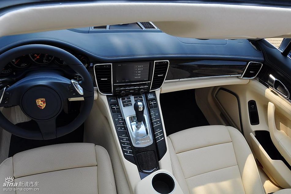 保时捷Panamera试车实拍-内饰图