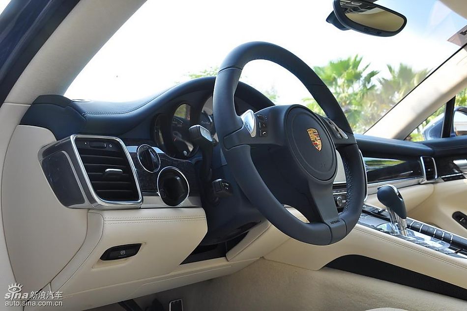 保时捷Panamera试车实拍-内饰图
