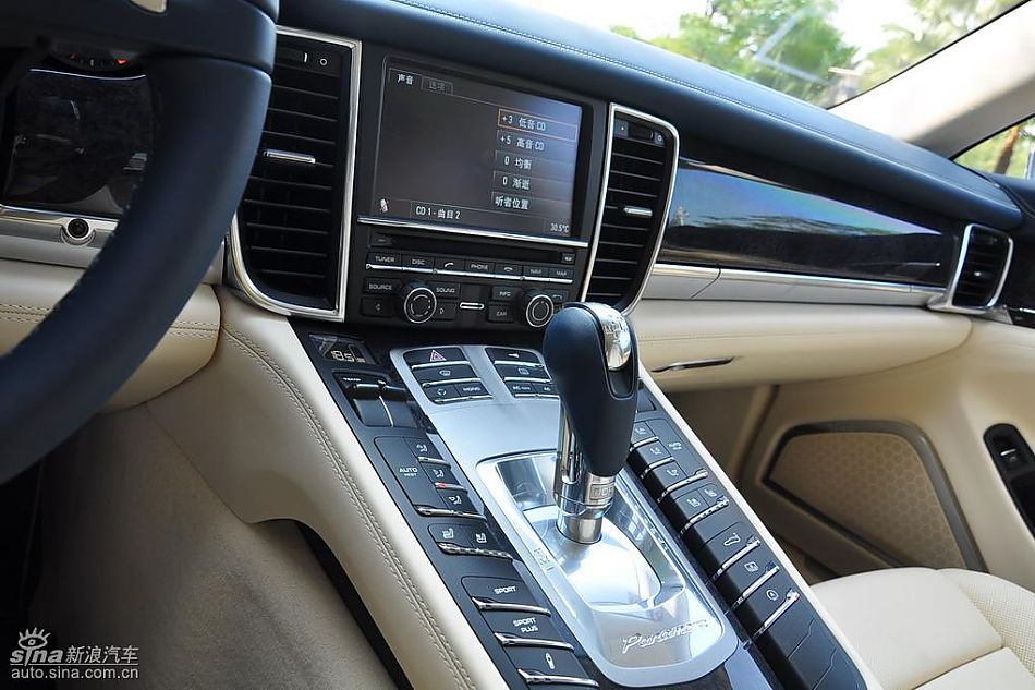 保时捷Panamera试车实拍-内饰图