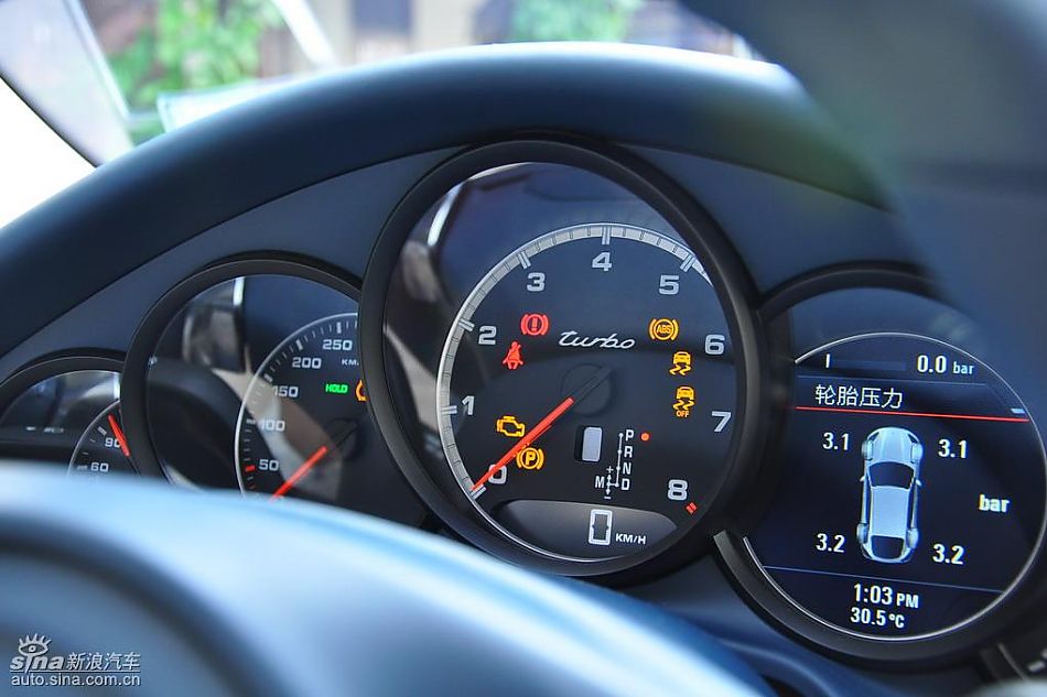 保时捷Panamera试车实拍-内饰图