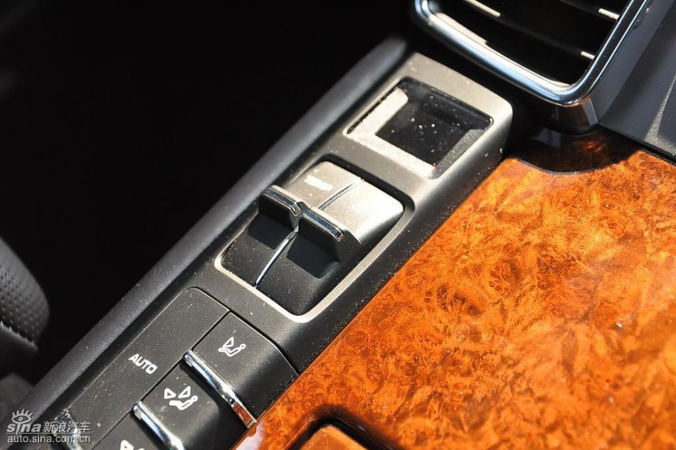 保时捷Panamera试车实拍-内饰图